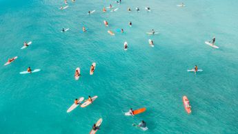 How to manage a SUP surfing school 
